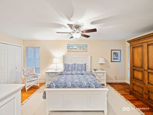 Hamptons Home 1020904