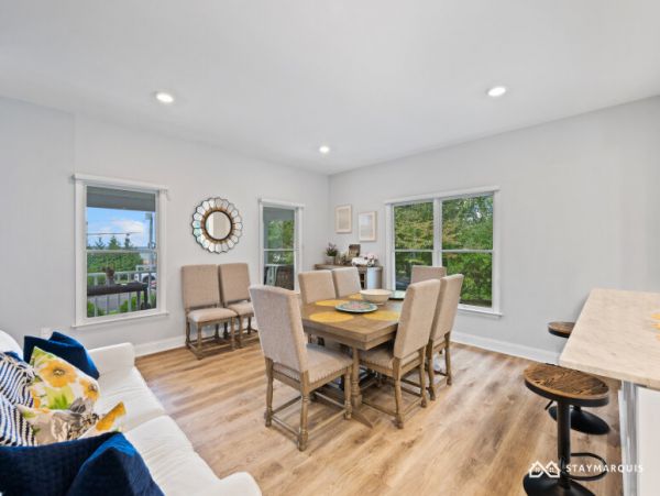 Hamptons Home 1020906