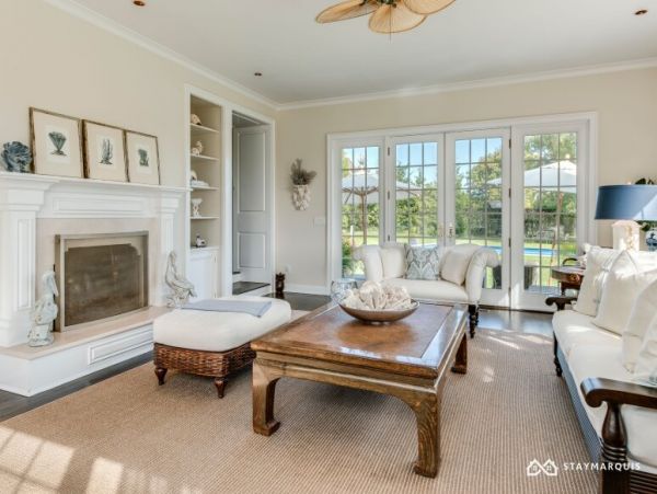 Hamptons Home 1020907