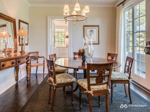 Hamptons Home 1020907