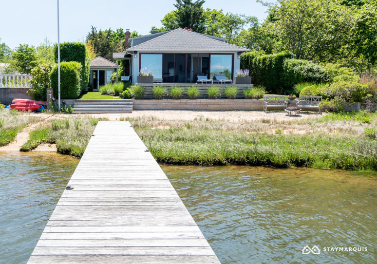 Hamptons Home 1020908