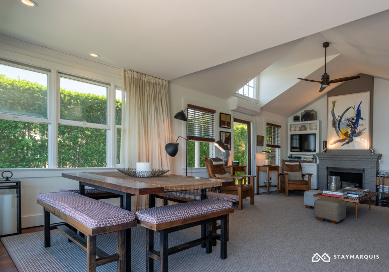 Hamptons Home 1020908