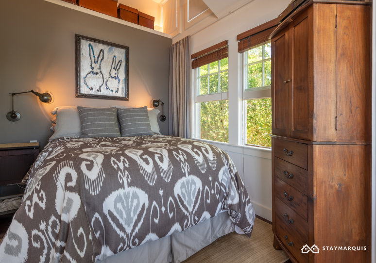 Hamptons Home 1020908