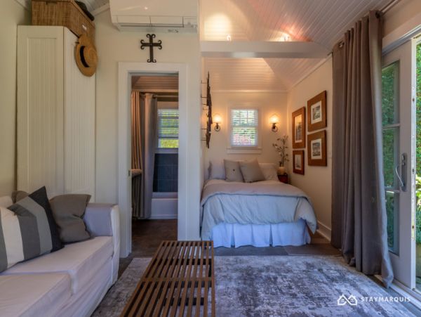 Hamptons Home 1020908