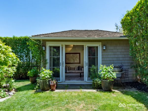 Hamptons Home 1020908