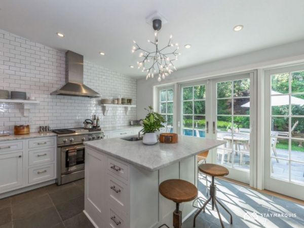 Hamptons Home 1020909