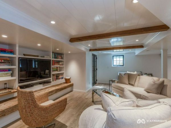 Hamptons Home 1020909