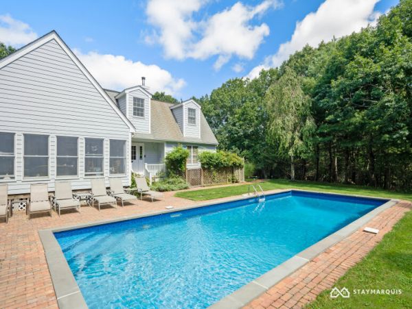 Hamptons Home 1020910