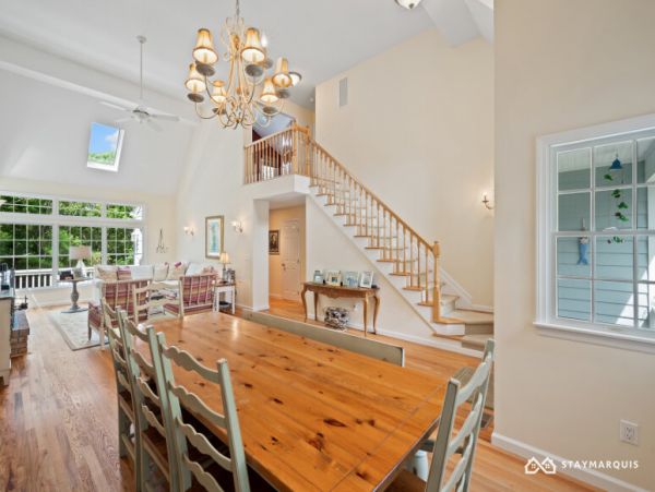 Hamptons Home 1020910