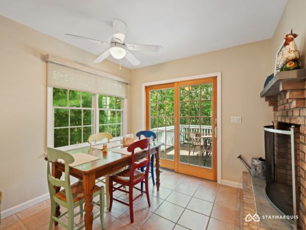 Hamptons Home 1020910