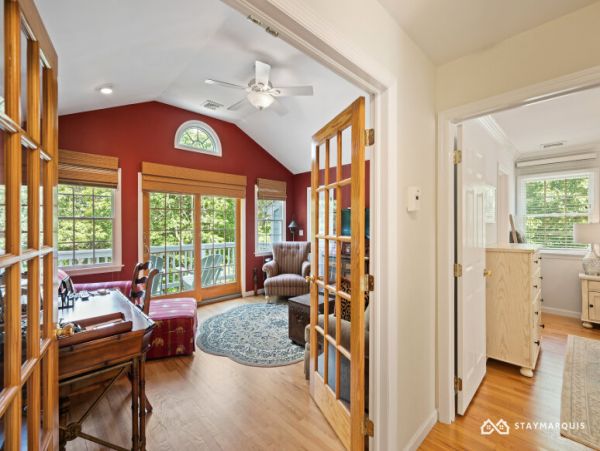 Hamptons Home 1020910