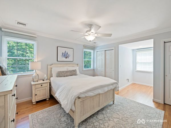 Hamptons Home 1020910
