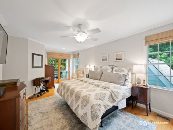 Hamptons Home 1020910
