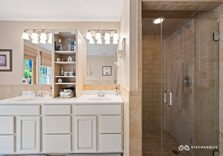 Hamptons Home 1020910