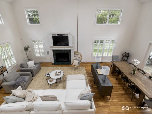 Hamptons Home 1020911