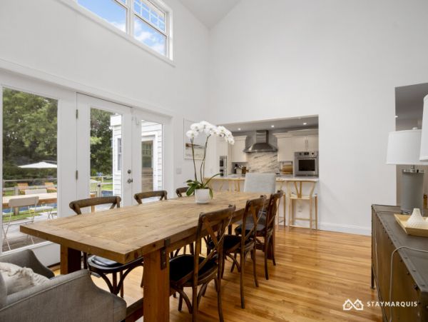 Hamptons Home 1020911