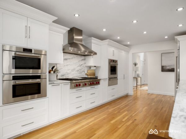 Hamptons Home 1020911