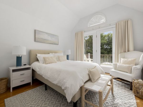 Hamptons Home 1020911