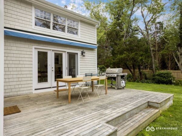 Hamptons Home 1020911