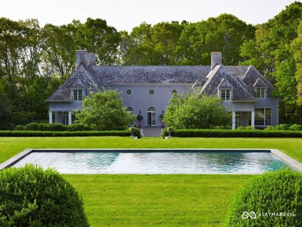 Hamptons Home 1020912