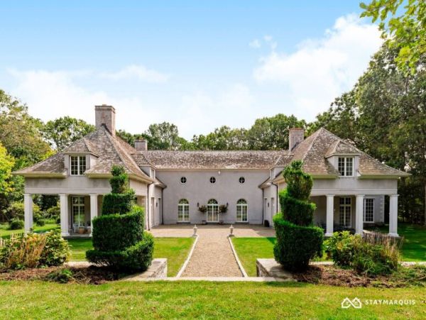 Hamptons Home 1020912