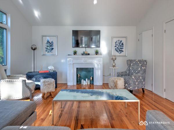 Hamptons Home 1020913