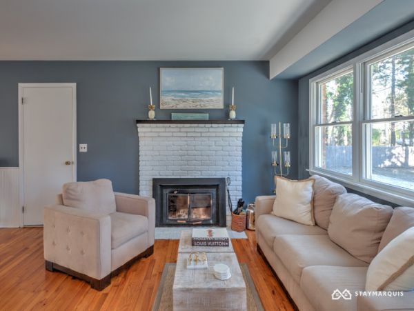 Hamptons Home 1020913
