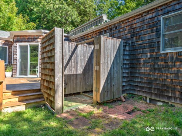 Hamptons Home 1020913