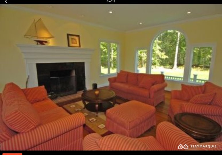 Hamptons Home 1020914