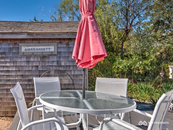 Hamptons Home 1020915