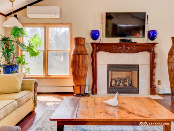 Hamptons Home 1020916