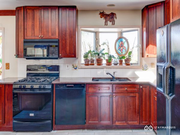 Hamptons Home 1020916