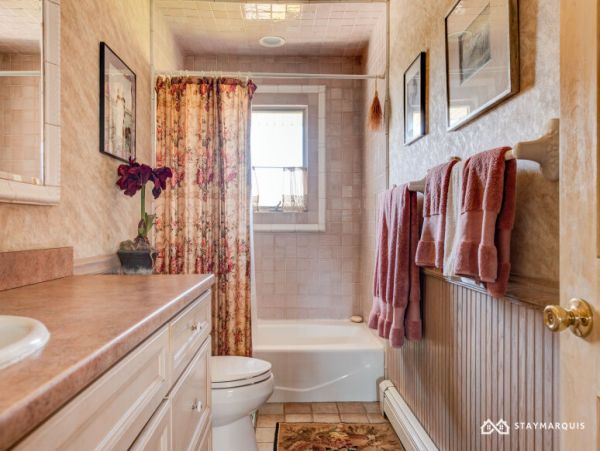 Hamptons Home 1020916