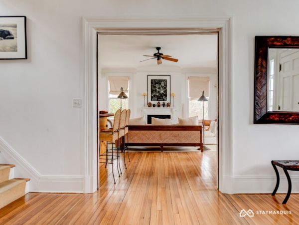 Hamptons Home 1020917
