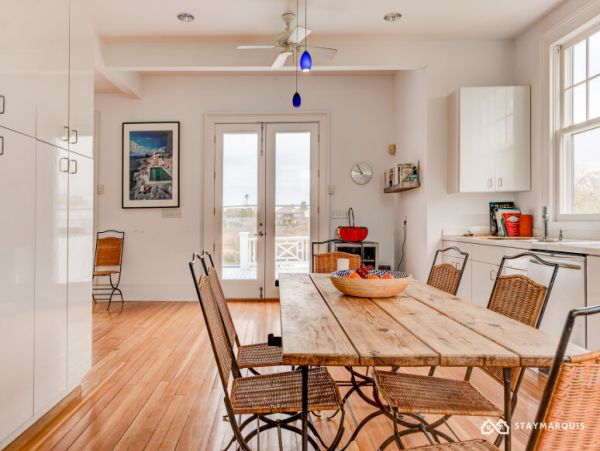 Hamptons Home 1020917