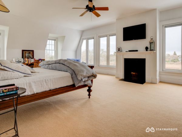 Hamptons Home 1020917