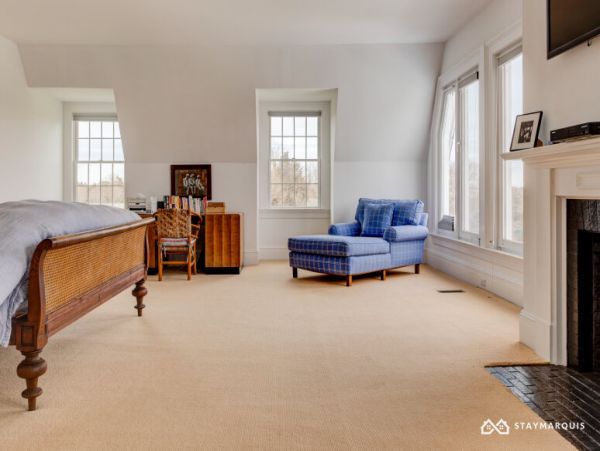Hamptons Home 1020917