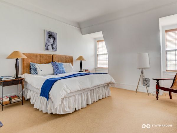 Hamptons Home 1020917