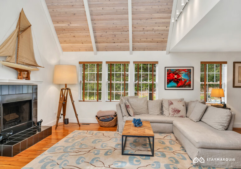 Hamptons Home 1020920