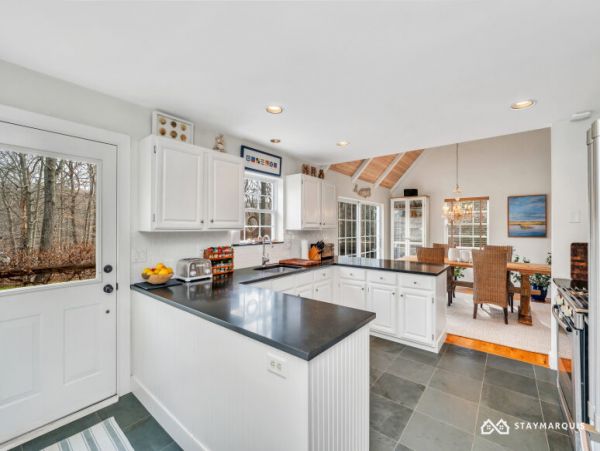 Hamptons Home 1020920