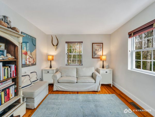 Hamptons Home 1020920