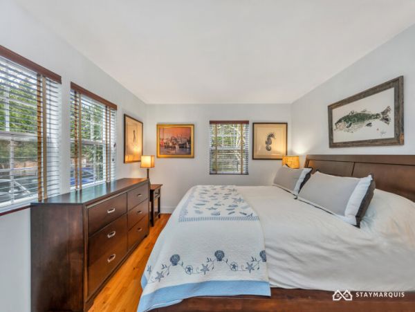 Hamptons Home 1020920