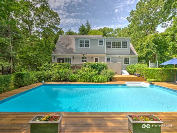 Hamptons Home 1020920
