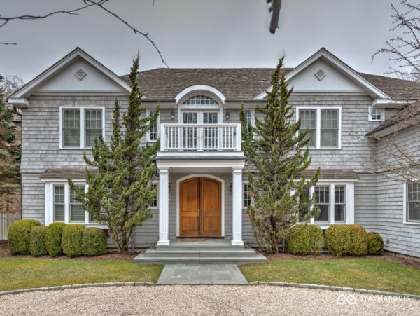 Hamptons Home 1020921