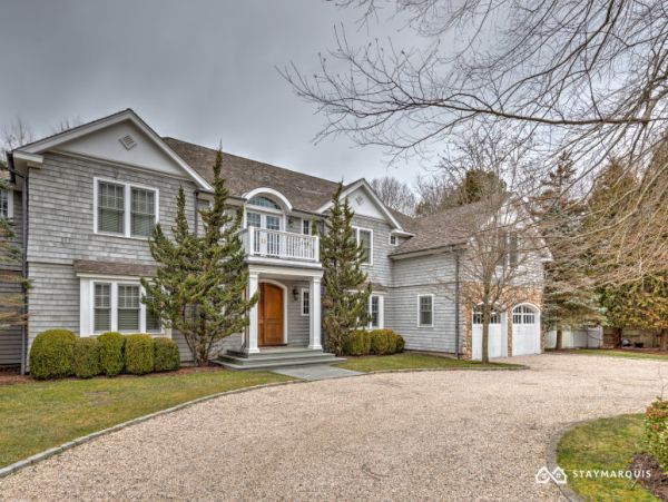 Hamptons Home 1020921