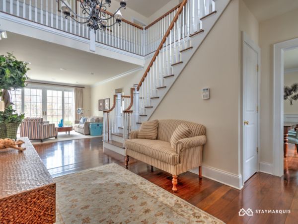 Hamptons Home 1020921