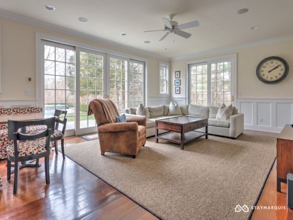 Hamptons Home 1020921