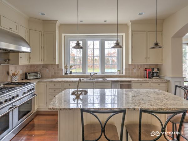 Hamptons Home 1020921