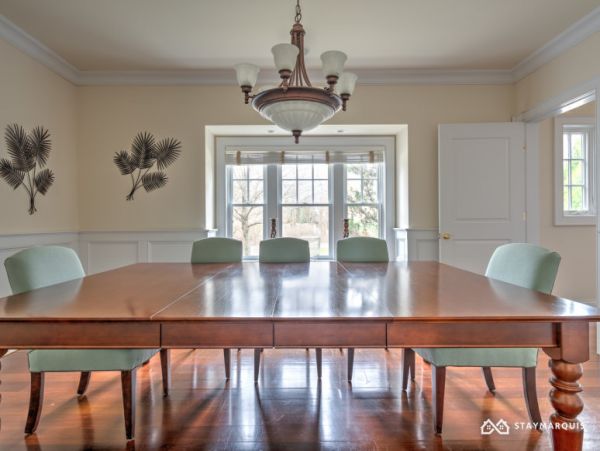 Hamptons Home 1020921