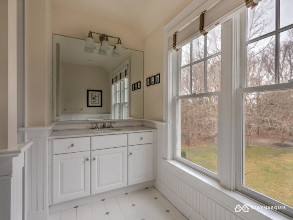 Hamptons Home 1020921